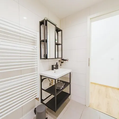 10a 40qm Wi-fi Free Parking Calm Back House Apartment Dortmund