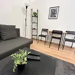 Apartamento 10a 40qm Wi-fi Free Parking Calm Back House *
