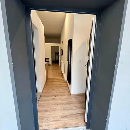 10a 40qm Wi-fi Free Parking Calm Back House *