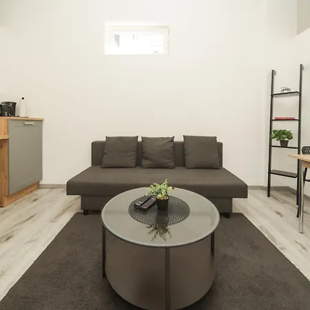Lejlighed 10a 40qm Wi-fi Free Parking Calm Back House