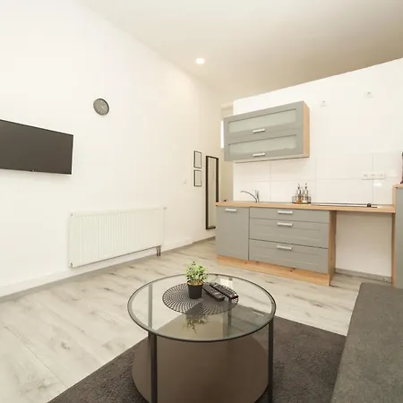 10a 40qm Wi-fi Free Parking Calm Back House *