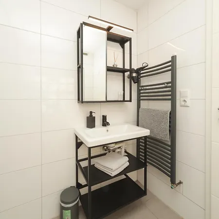 10a 40qm Wi-fi Free Parking Calm Back House 도르트문트